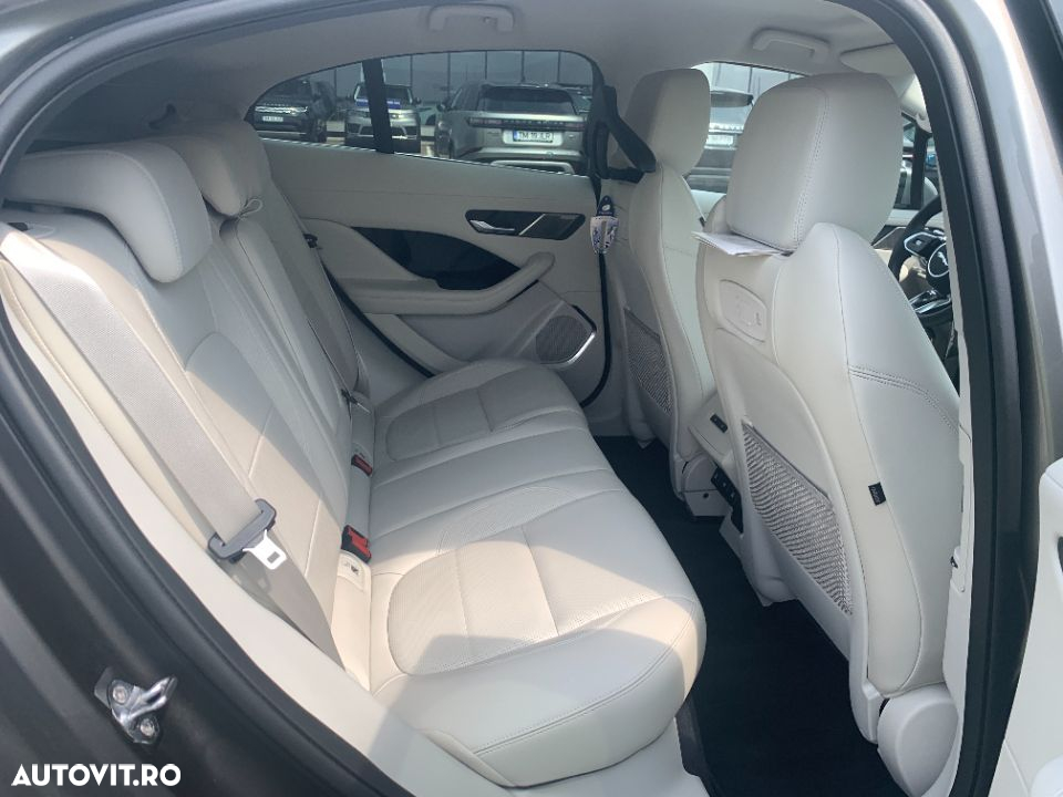 Jaguar I-Pace - 5