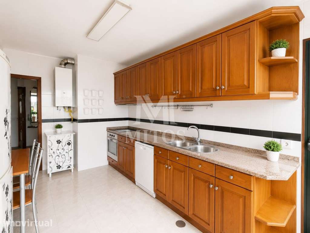 Apartamento T3 na Meadela - Grande imagem: 2/26