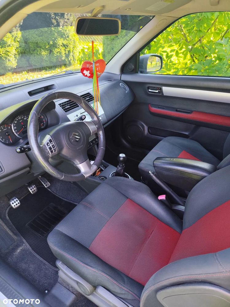 Suzuki Swift 1.6 Sport - 6