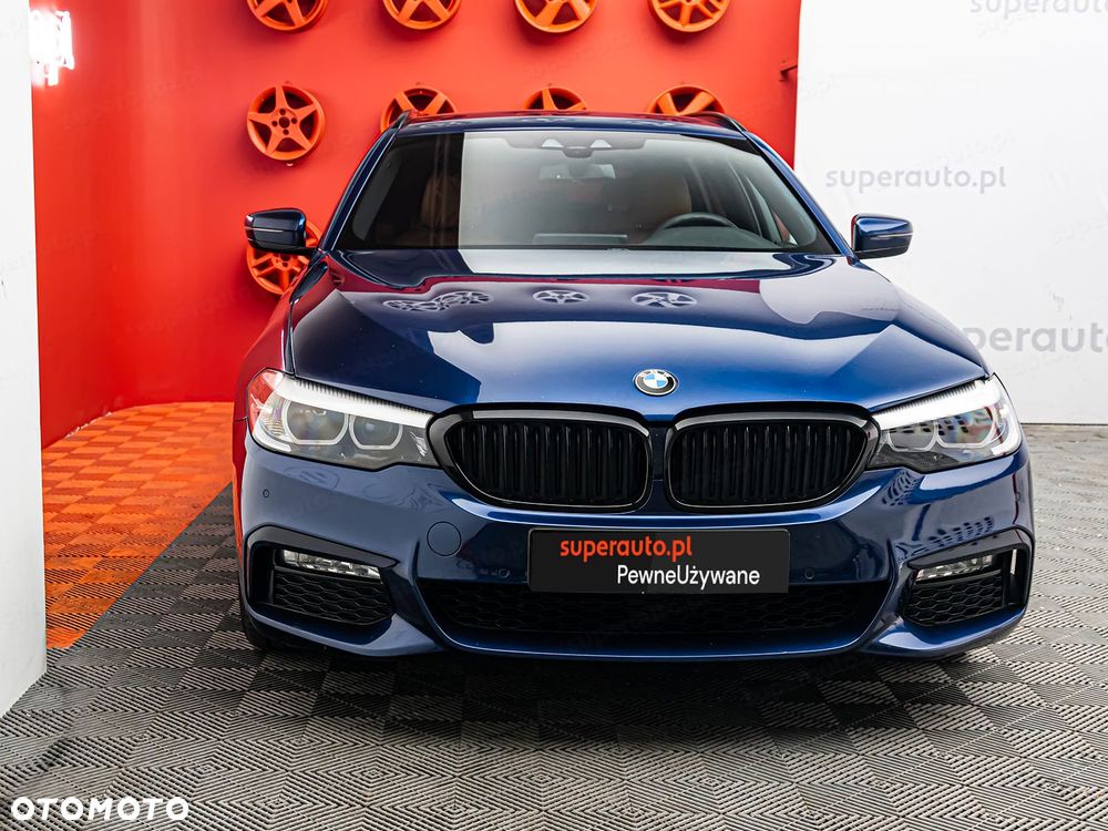 BMW Seria 5 520d xDrive - 29
