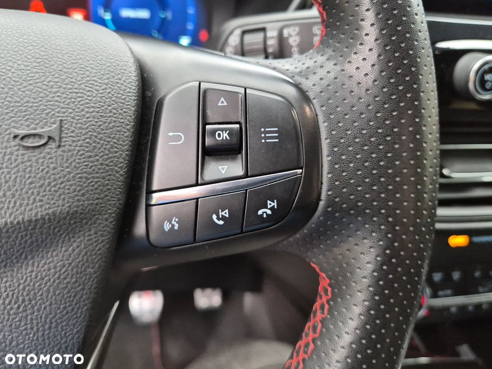 Ford Kuga 2.0 EcoBlue mHEV FWD ST-Line X - 16