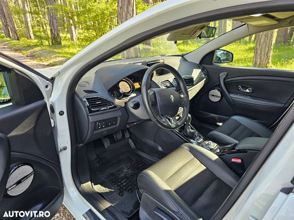 Renault Megane ENERGY dCi 130 Start & Stop Bose Edition - 9