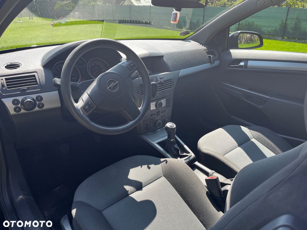 Opel Astra 1.6 Sport - 8