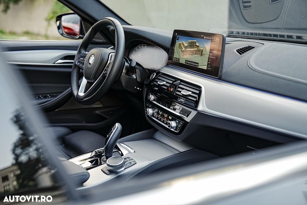 BMW Seria 5 520d Aut. Luxury Line - 17