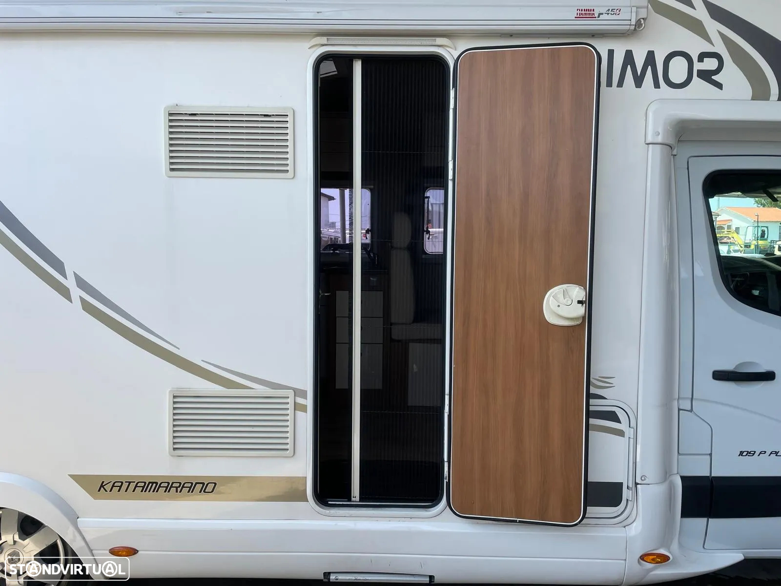 Rimor Katamarano 109 P Plus - Autocaravana c/Cama Central - 9