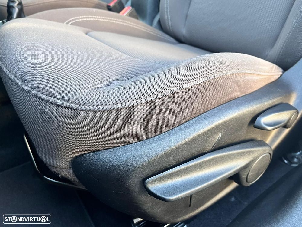 Jeep Renegade 1.6 MJD Night Eagle - 17