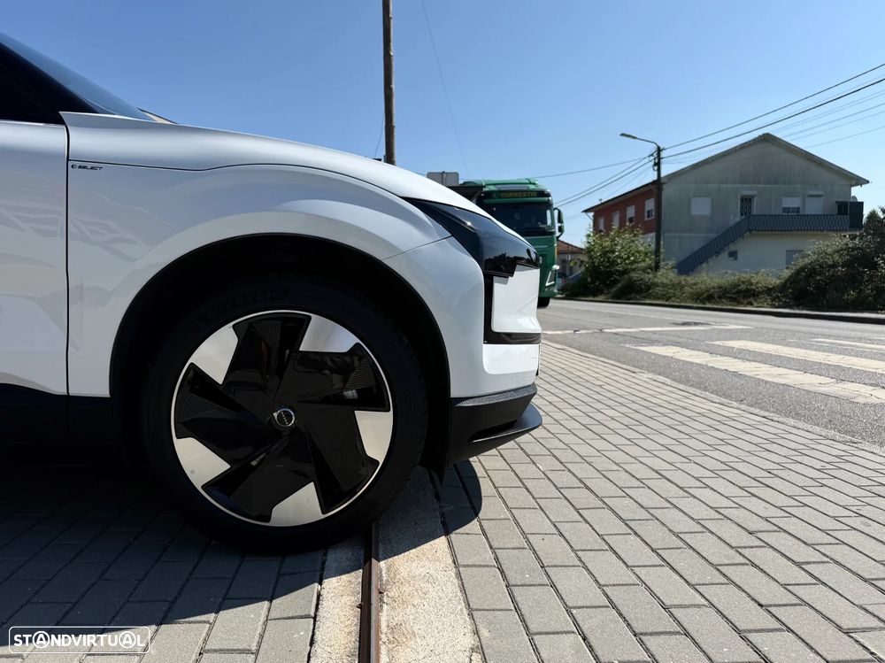 Volvo EX30 69 kWh Single Motor Extended Range Core - 16