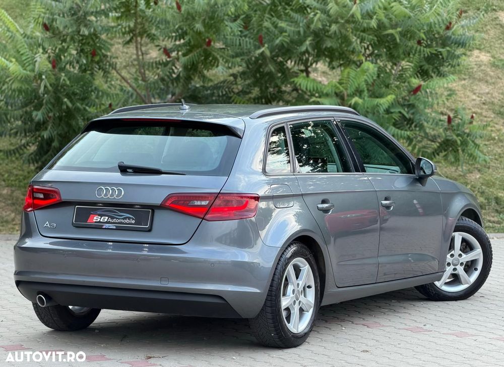Audi A3 Sportback 1.6 TDI DPF Ambition - 3