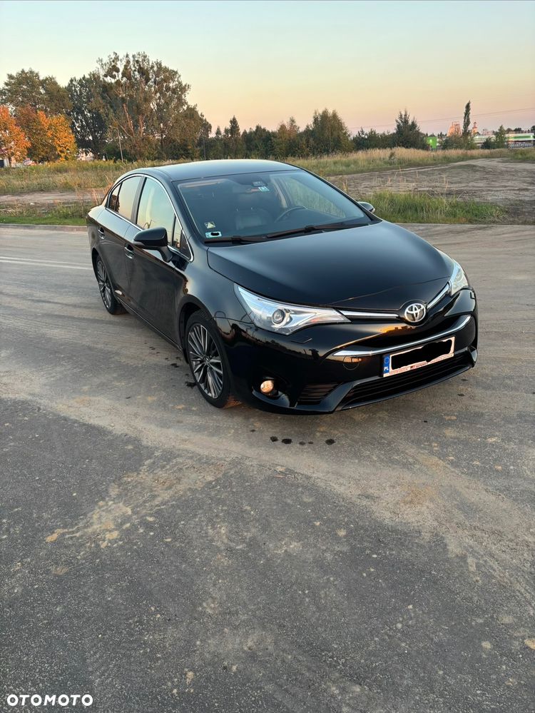 Toyota Avensis - 1