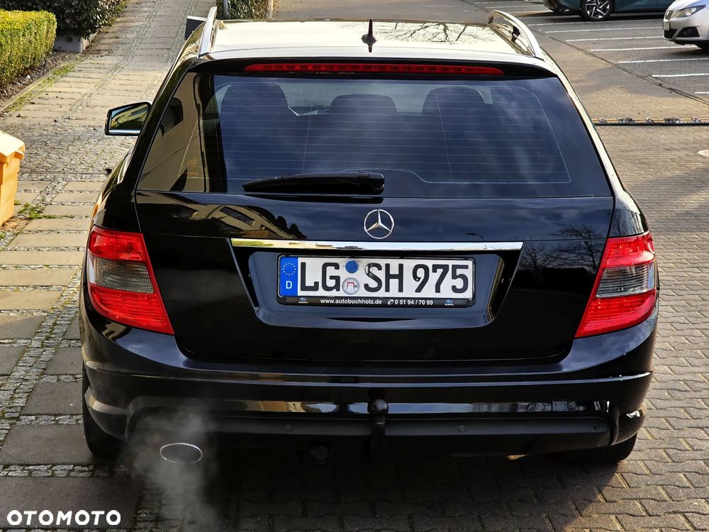 Mercedes-Benz Klasa C 200 CGI Automatik BlueEFFICIENCY Avantgarde - 5
