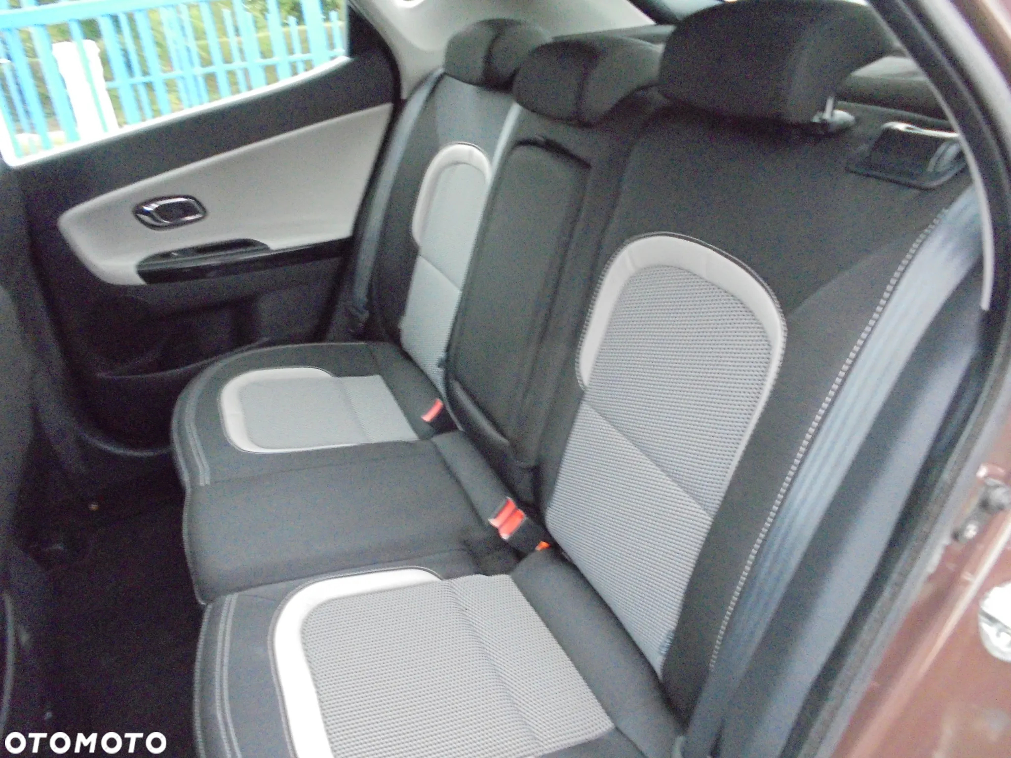Kia Ceed 1.6 GDI Edition 7 - 11