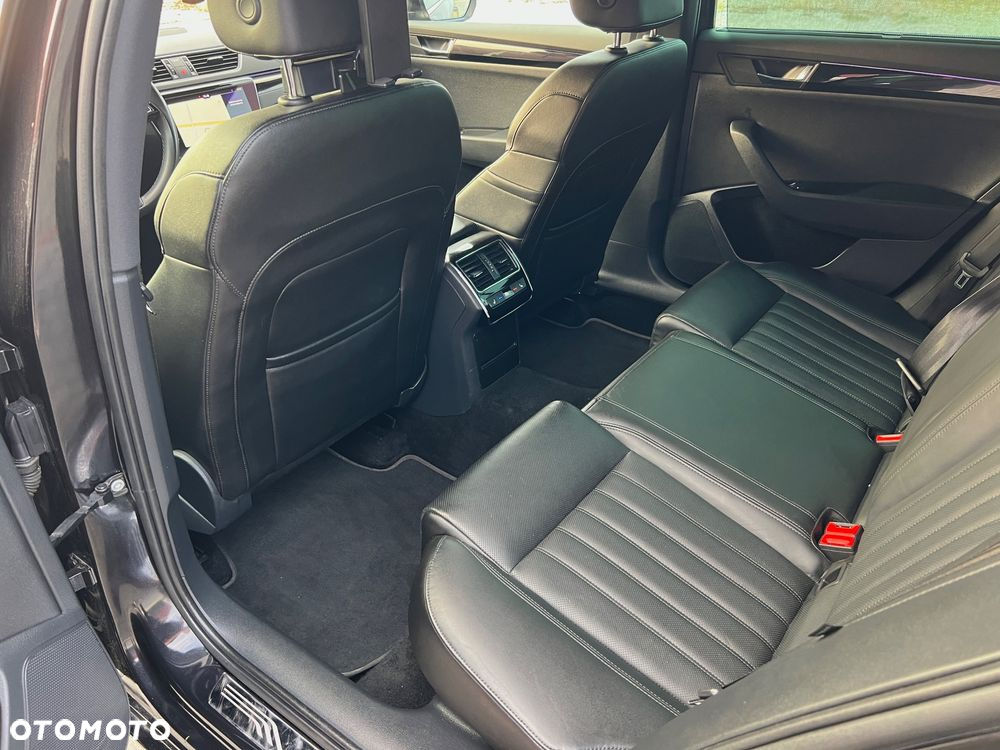 Skoda Superb 2.0 TSI 4x4 L&K DSG - 30