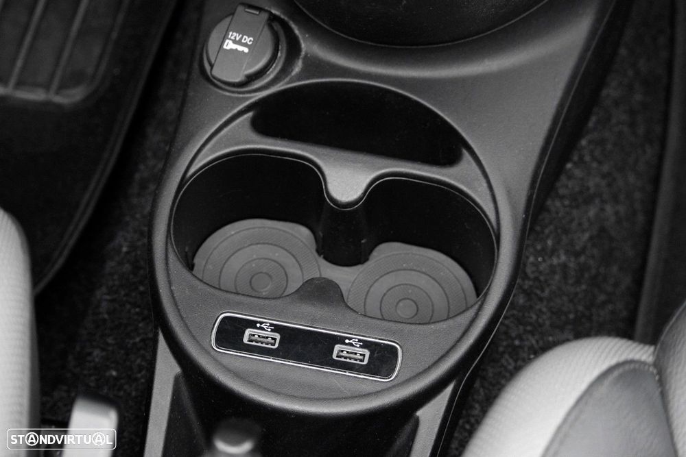 Fiat 500C 1.0 Hybrid Connect - 25