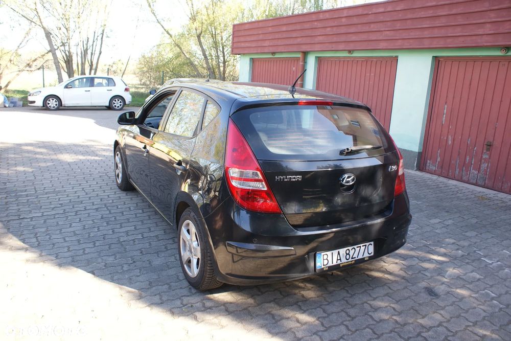 Hyundai i30 1.4 Blue Comfort - 10