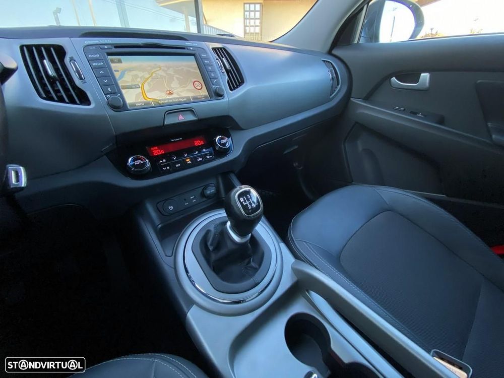Kia Sportage 1.7 CRDI ISG Prime - 6