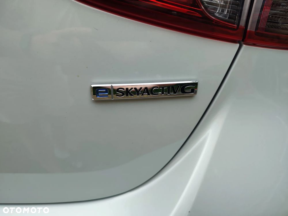 Mazda 2 SKYACTIV-G 90 Homura - 28