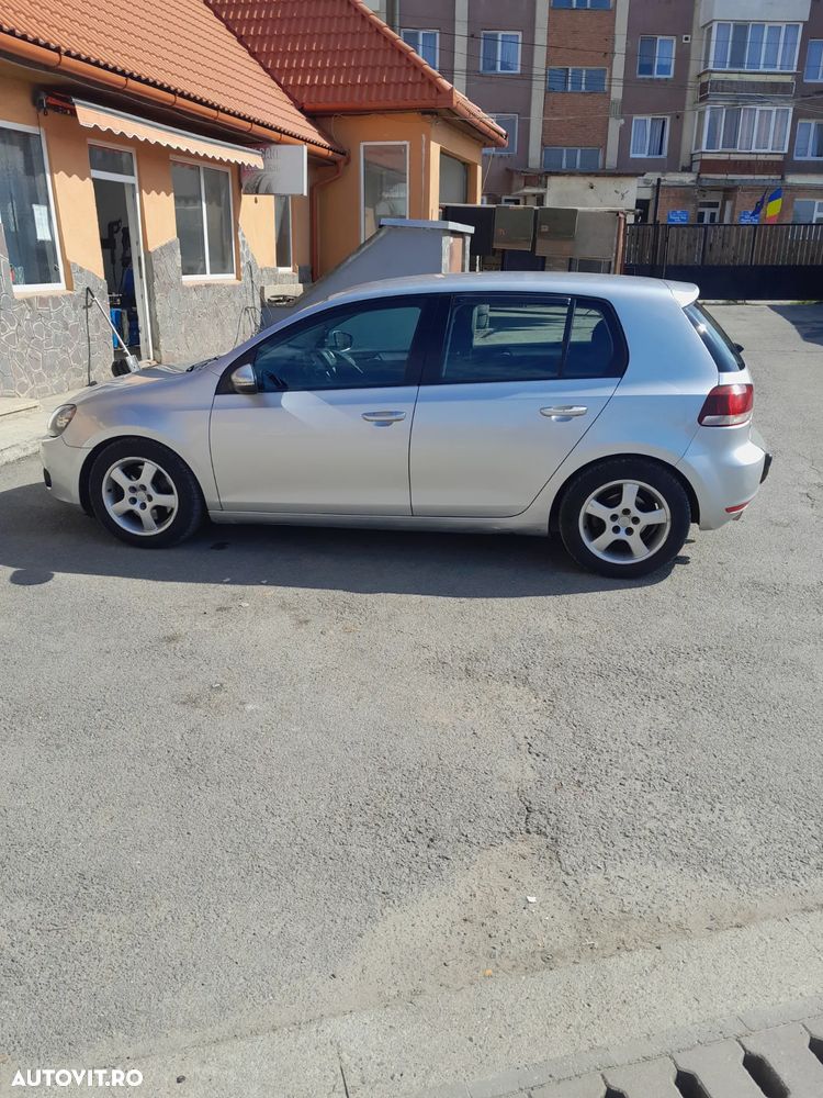 Volkswagen Golf 2.0 TDI Comfortline 4Motion - 3