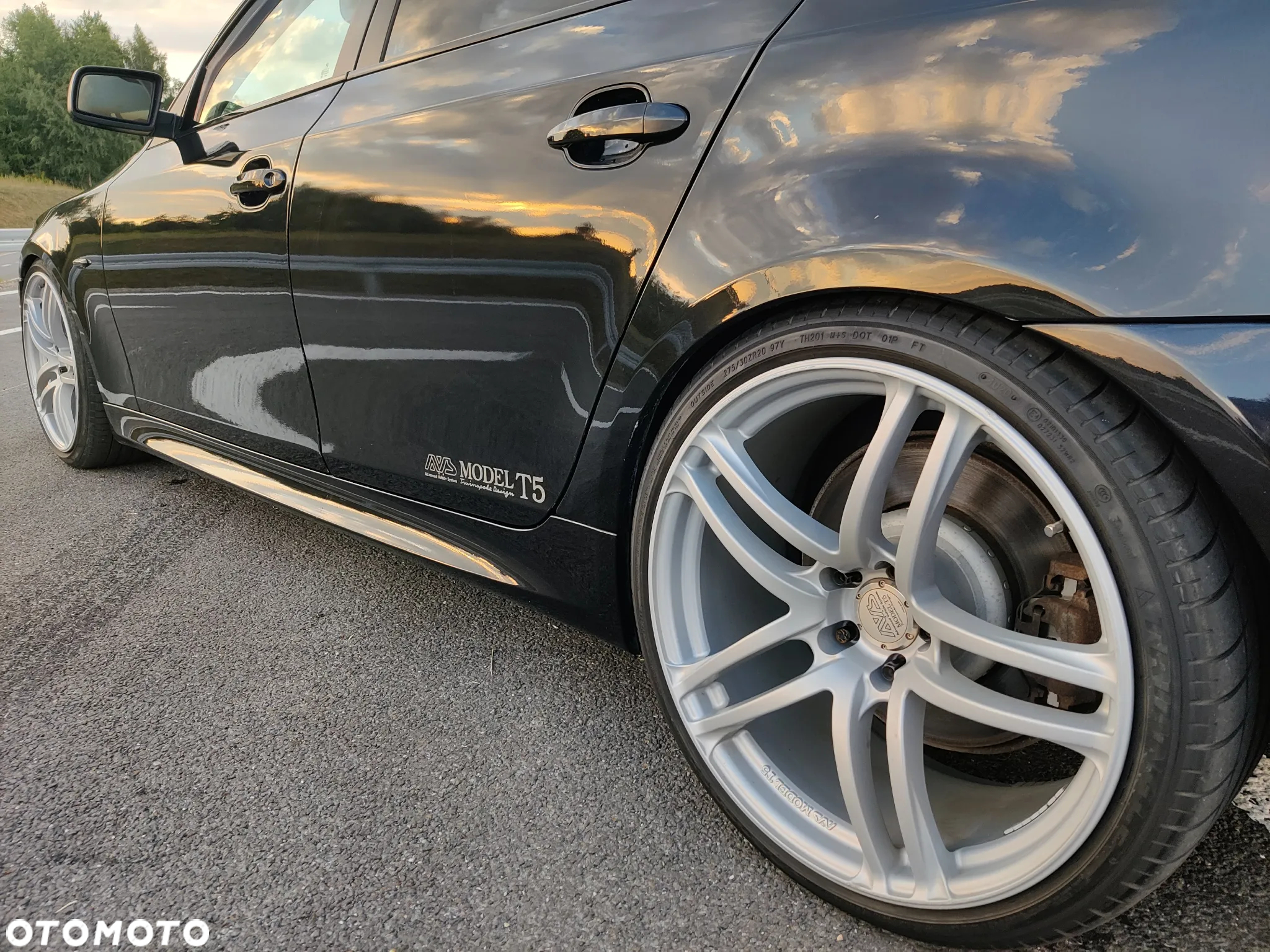 BMW Seria 5 545i - 8