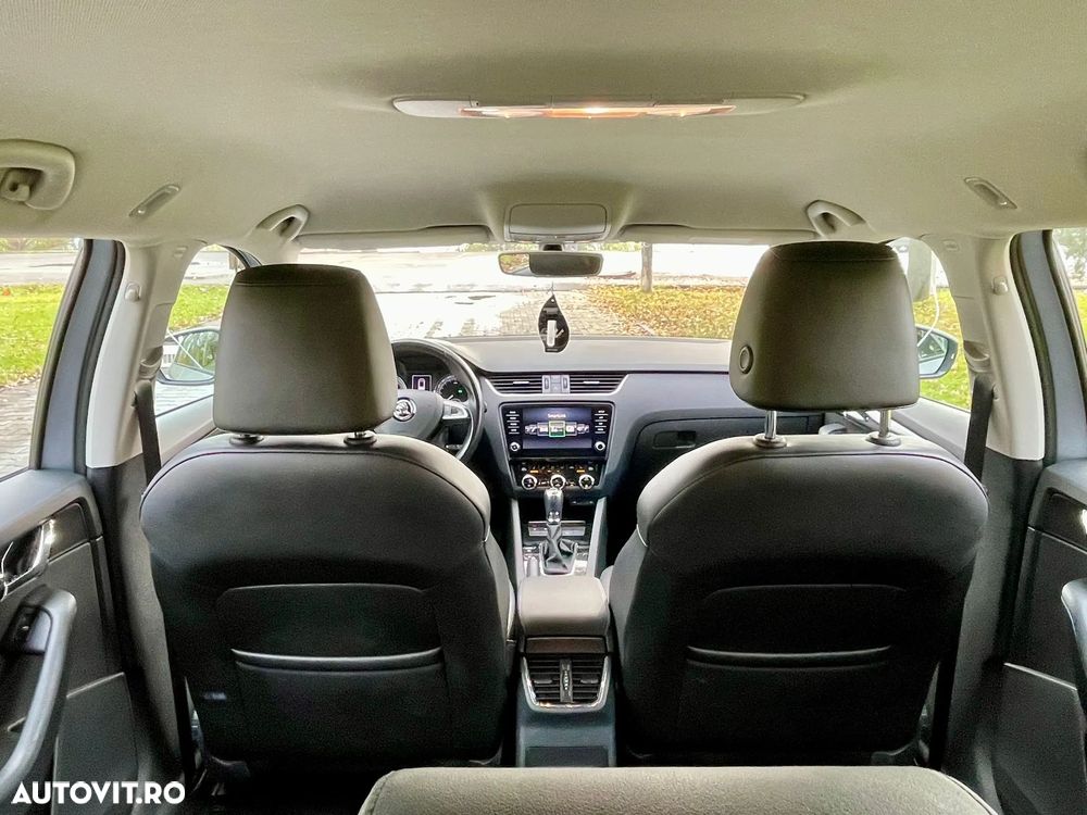 Skoda Octavia 2.0 TDI DSG Premium Edition - 17