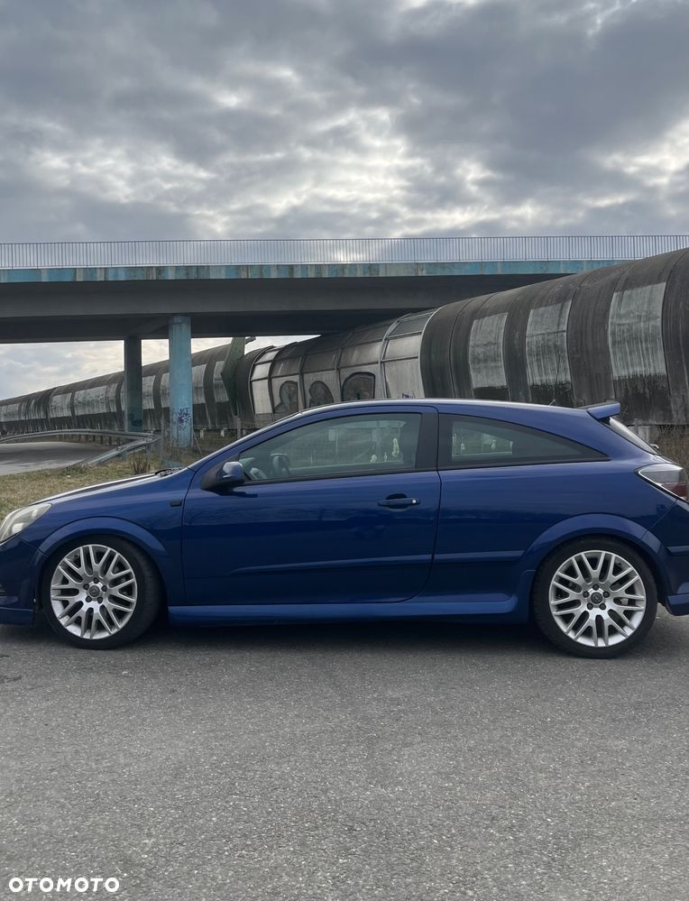 Opel Astra 2.0 T Sport - 3
