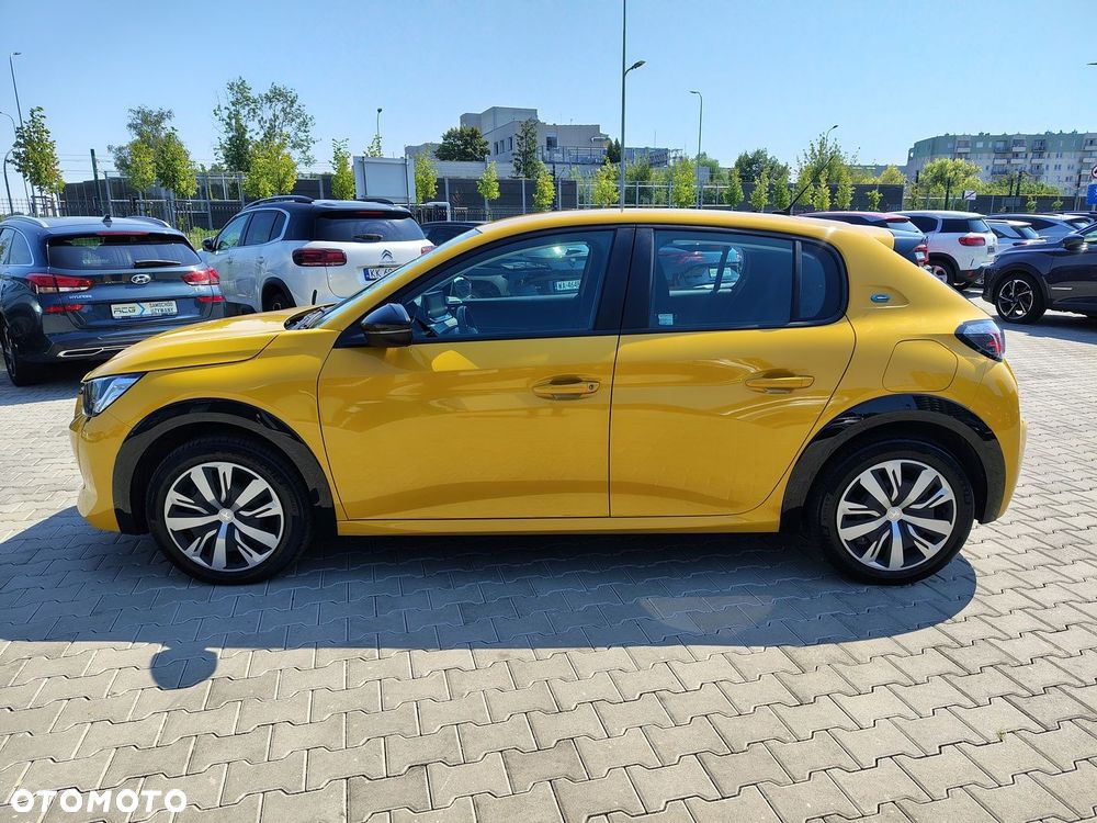 Peugeot 208 - 4