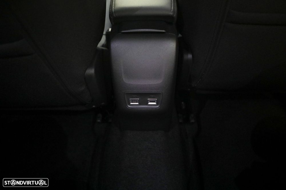 Peugeot 2008 1.2 Hybrid Allure e-DCS6 - 15