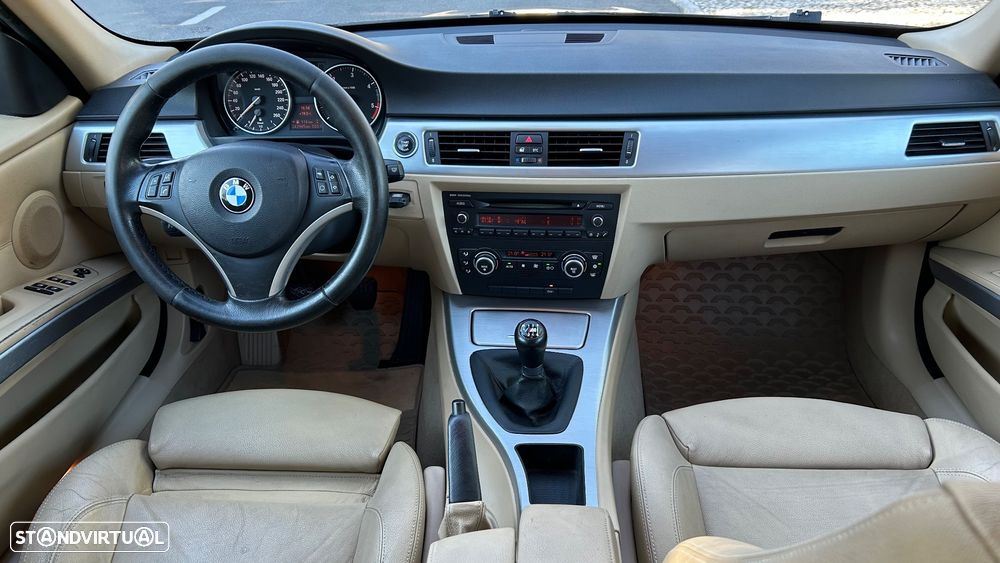 BMW 320 d Sport - 5