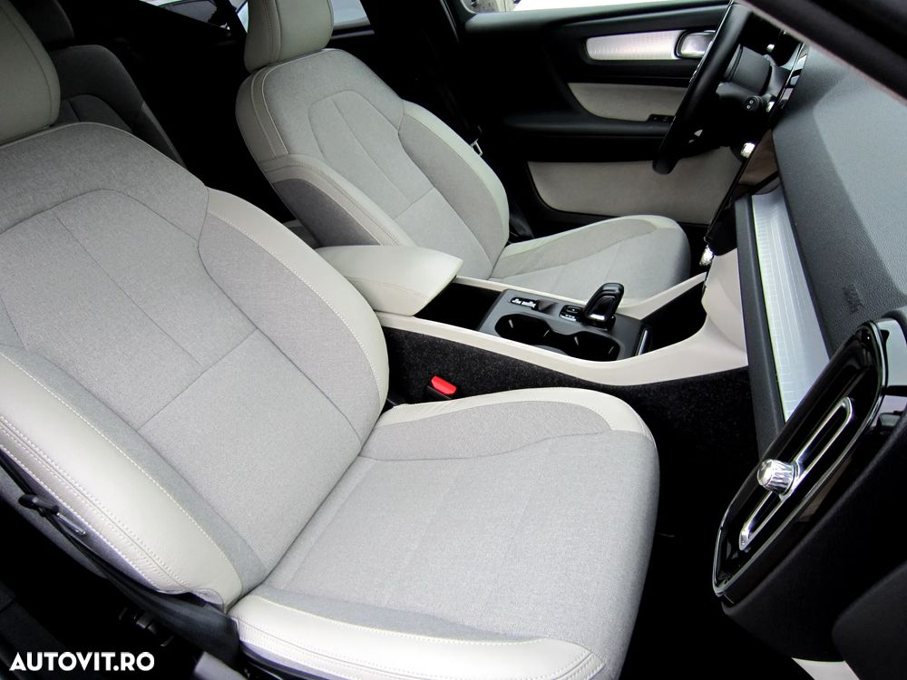 Volvo XC 40 D3 AWD Geartronic Momentum - 12