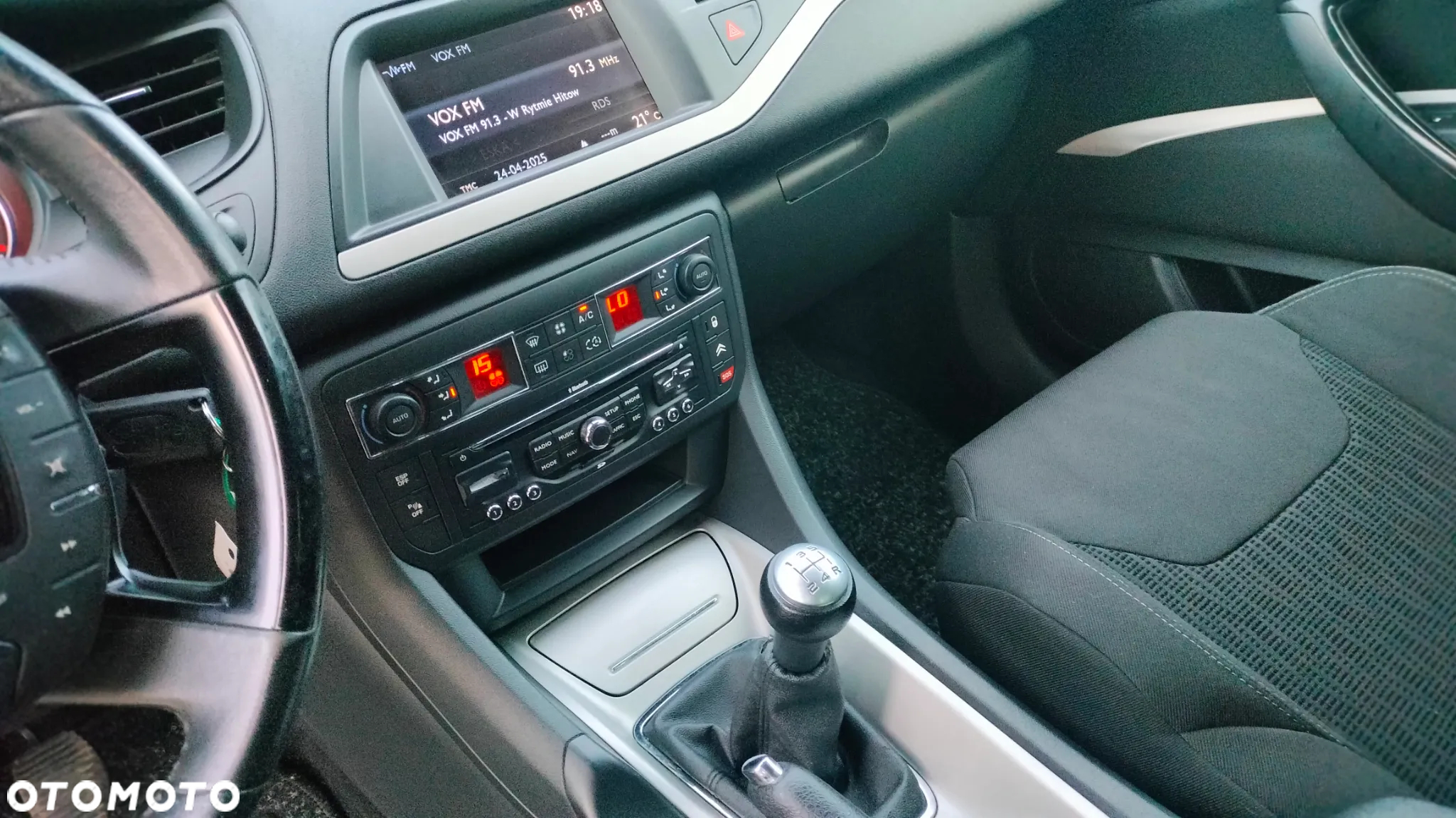 Citroën C5 1.6 HDi Attraction - 16