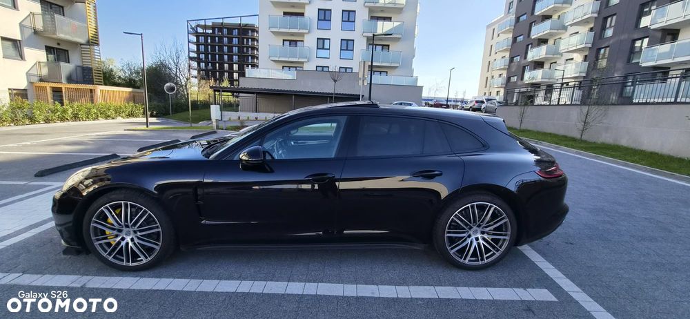 Porsche Panamera 4S - 5