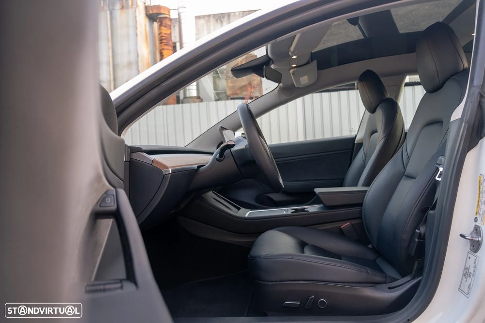 Tesla Model 3 Long Range Tração Integral - 22