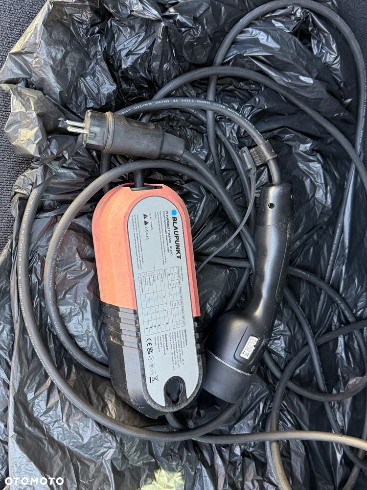 Volvo V60 D6 AWD Plug-in Hybrid Summum - 17