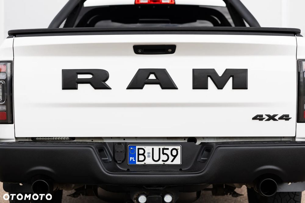 RAM 1500 - 10