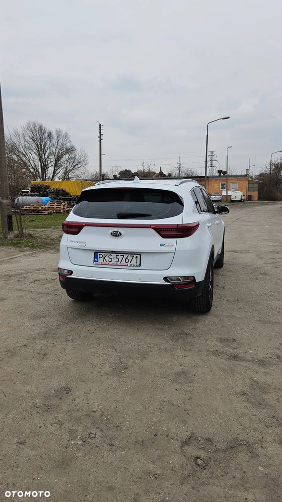 Kia Sportage 1.6 CRDI AWD Eco-Dynamics+ (48V M-H) VISION - 4