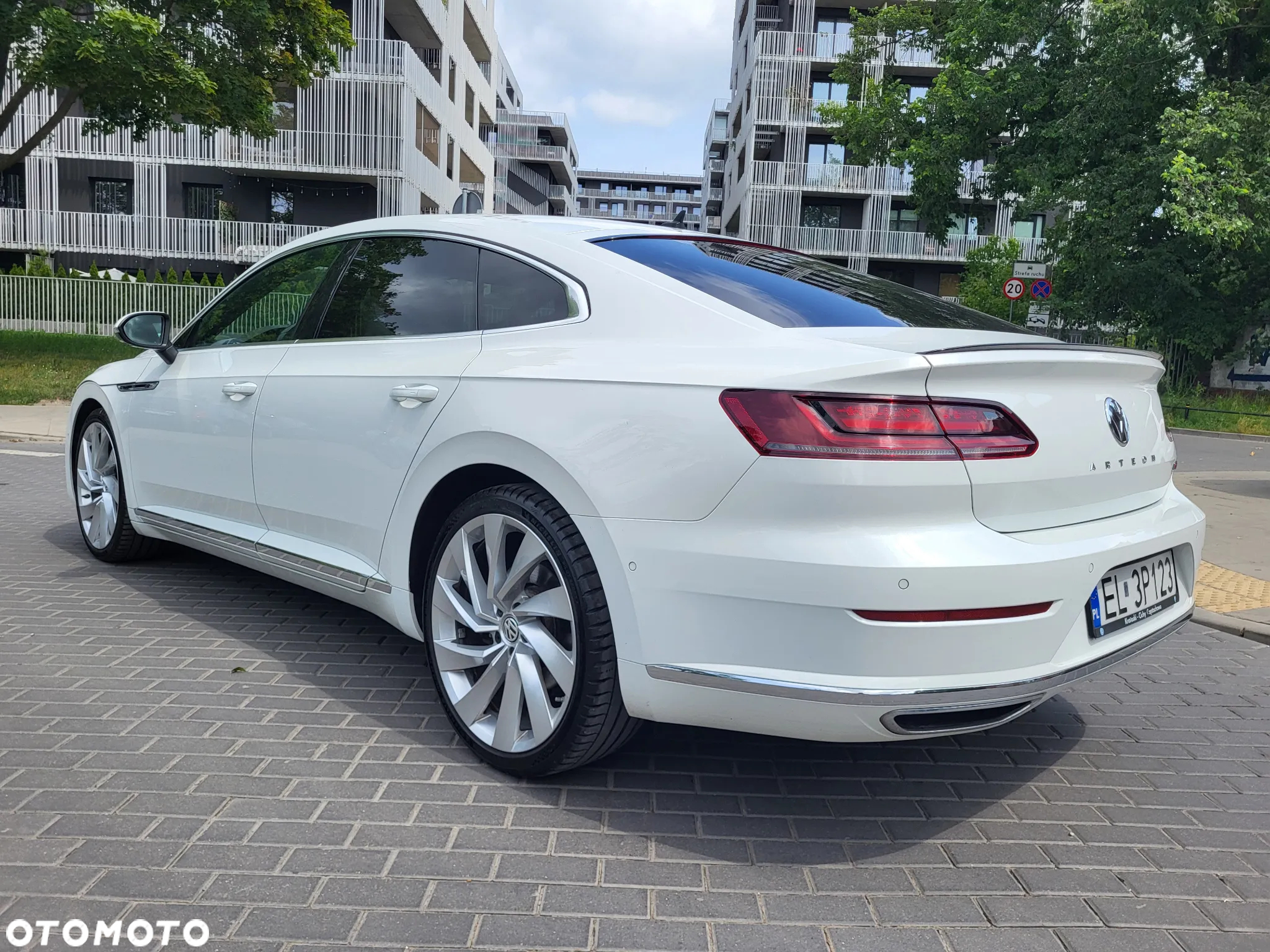 Volkswagen Arteon 2.0 TDI Bi-Turbo SCR 4Mot R-Line Edition DSG - 29