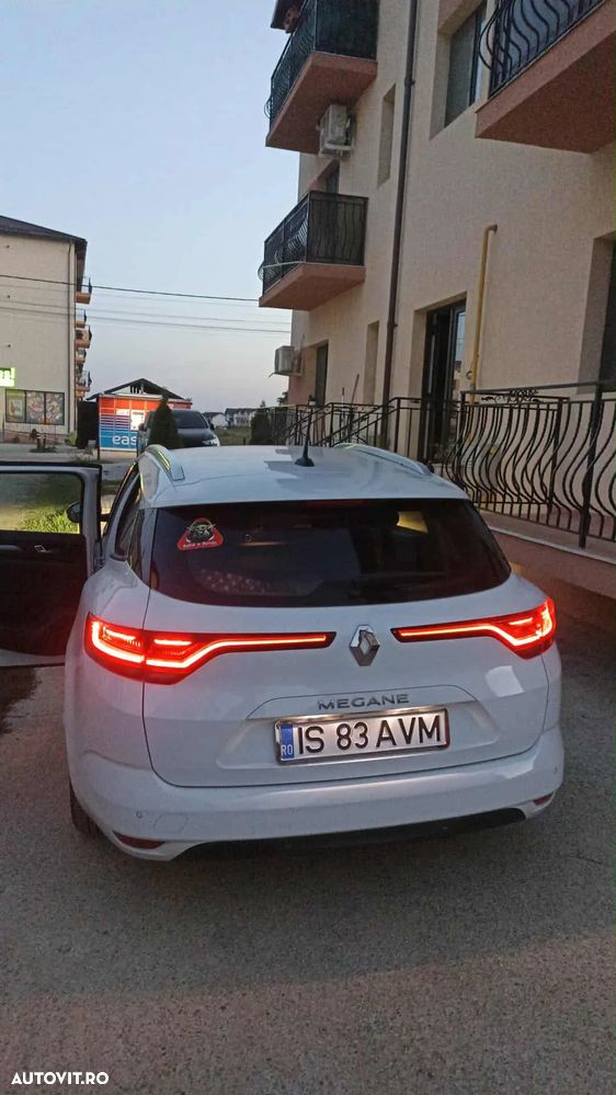 Renault Megane BLUE dCi 115 INTENS - 6