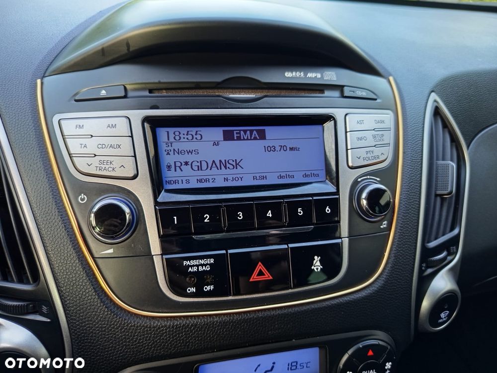 Hyundai ix35 2.0 CRDi 4WD Automatik Premium - 23