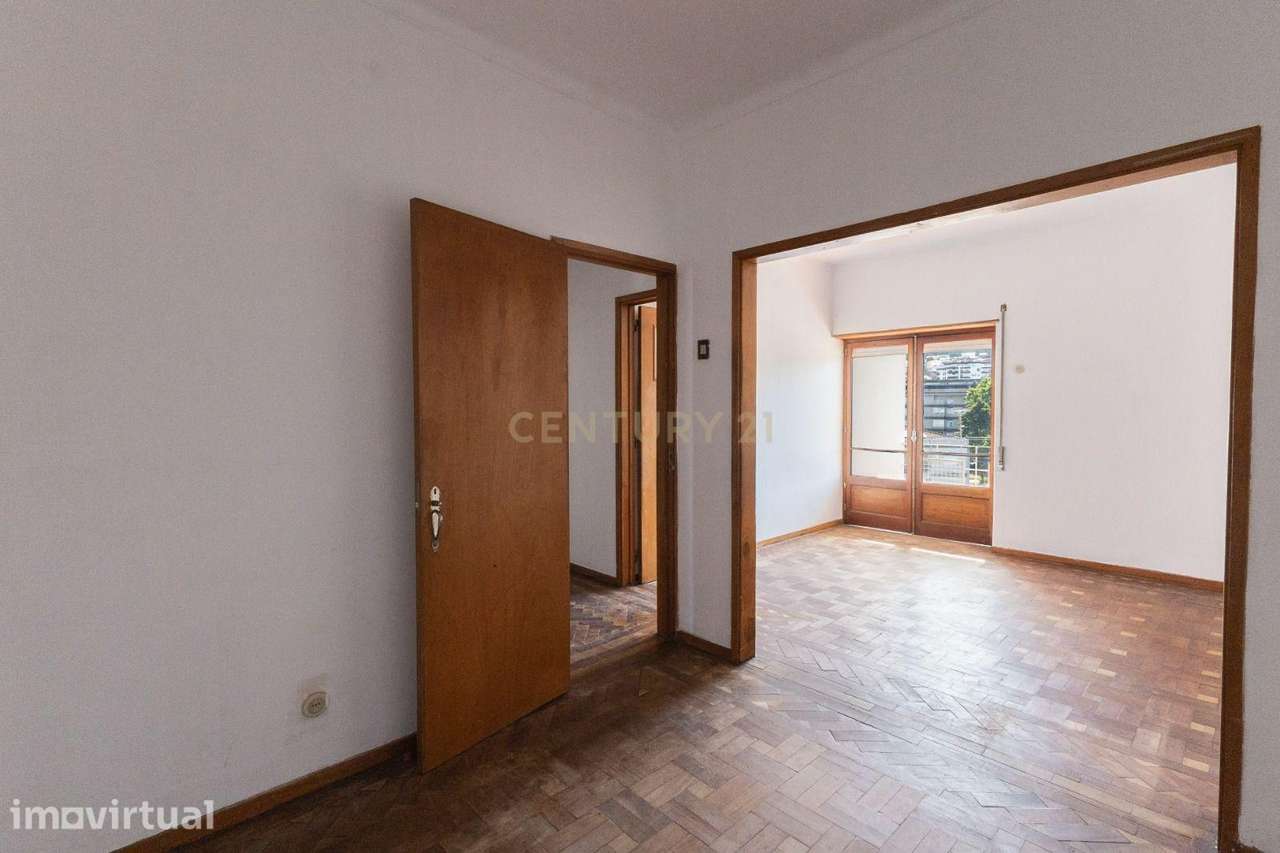 T2 com Sótão no Bairro Norton de Matos – Excelente Oportunidade para H - Grande imagem: 4/22