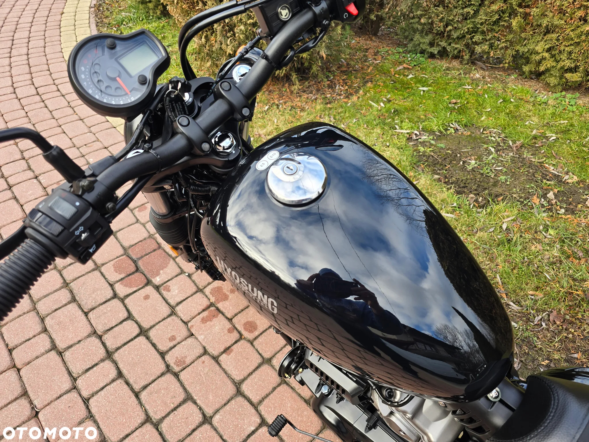 Hyosung GV - 19