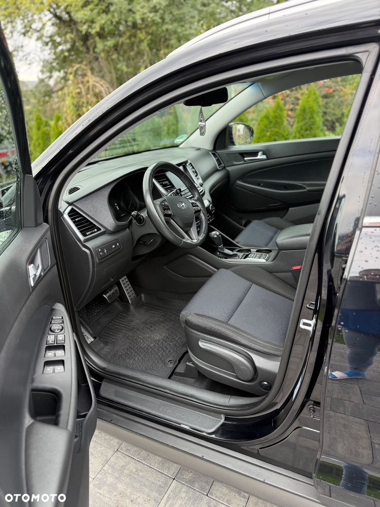 Hyundai Tucson blue 1.7 CRDi 2WD DCT Premium - 13