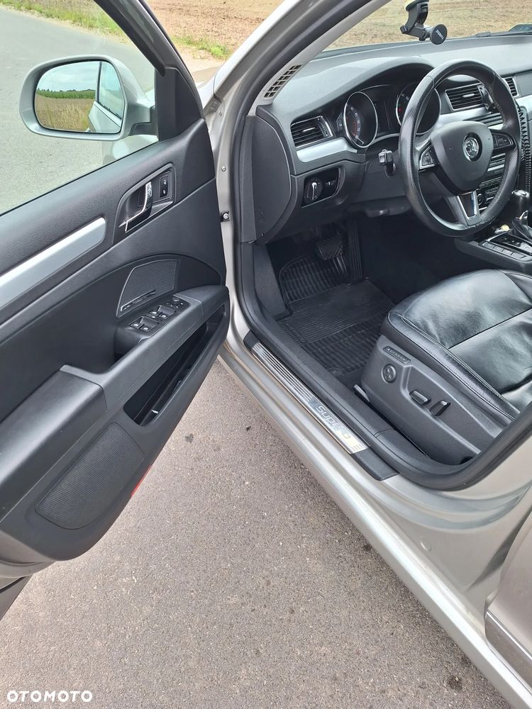 Skoda Superb 2.0 TDI 4x4 Platinum DSG - 7