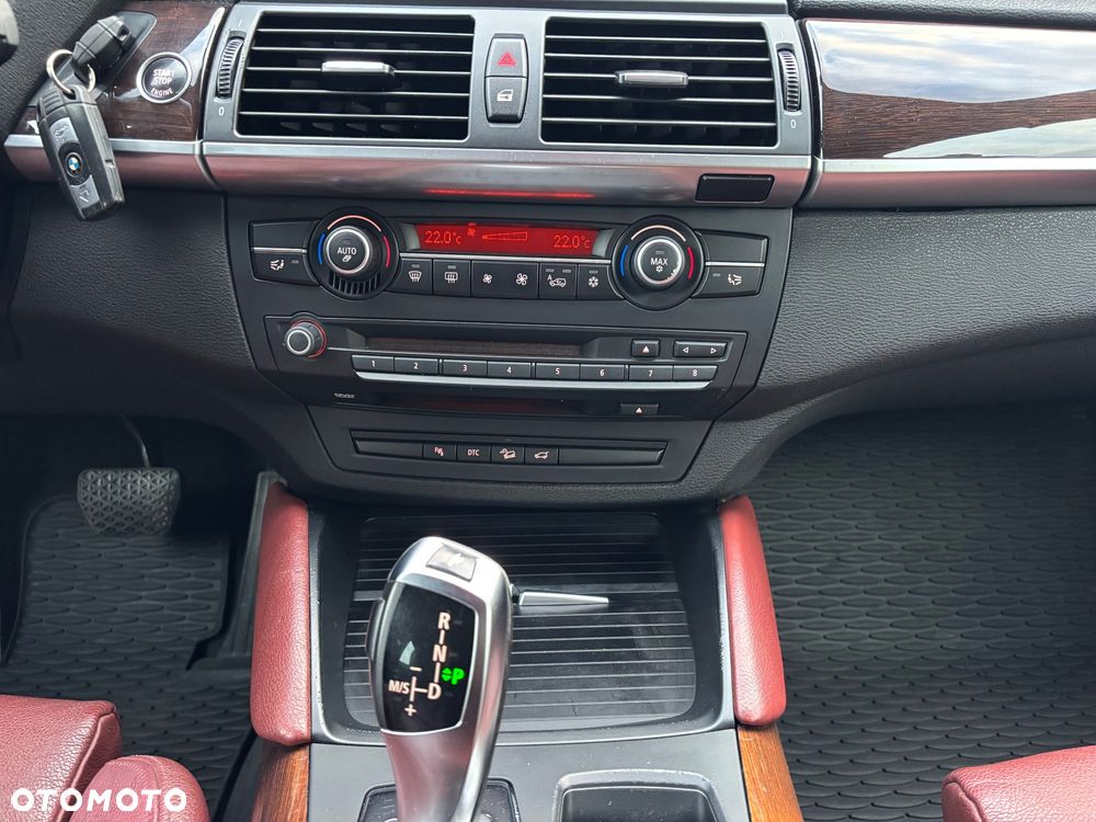 BMW X6 - 35