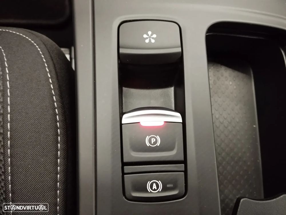 Renault Mégane Sport Tourer 1.6 E-Tech Plug-In Limited - 33