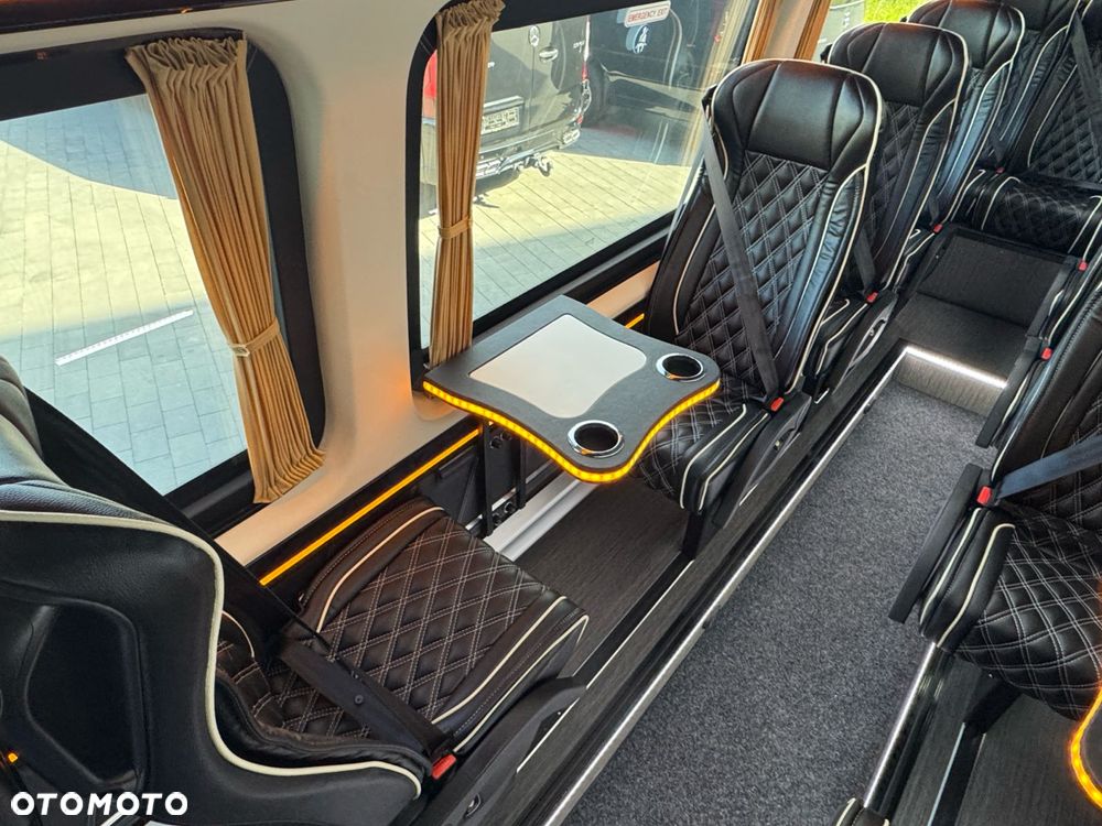Mercedes-Benz SPRINTER 519 CDI 19+1+1 DUŻY BAGAŻNIK - 31
