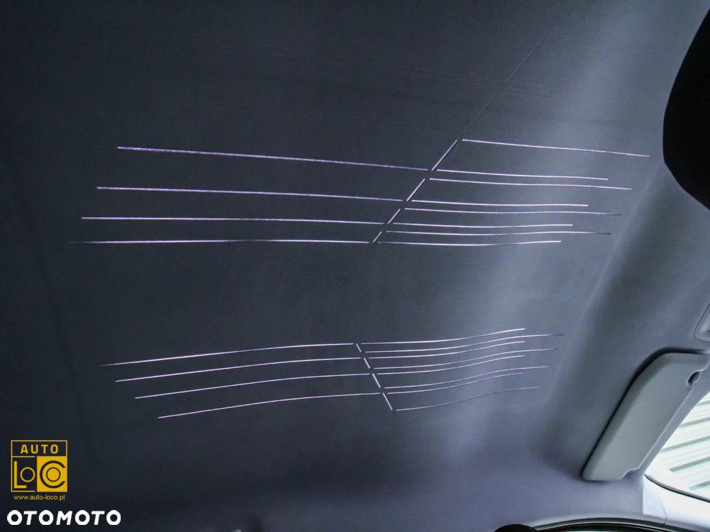 Peugeot 2008 1.2 Pure Tech Allure S&S - 28