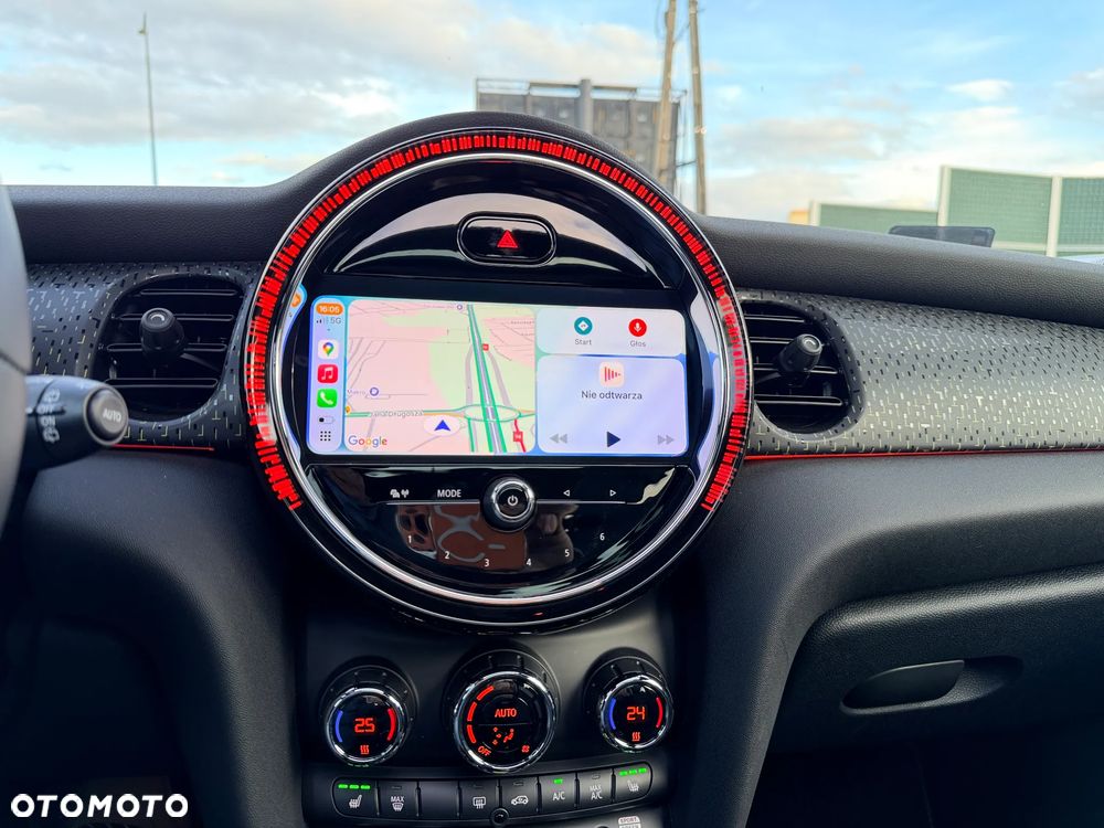 MINI Cooper SE Electric Trim - 20