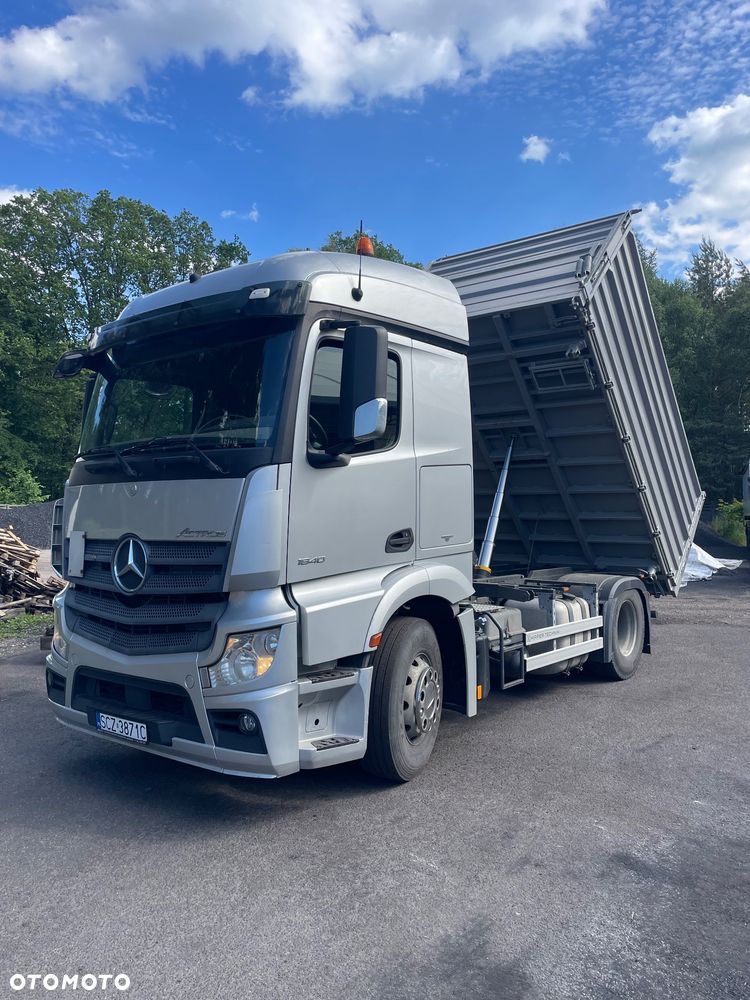 Mercedes-Benz Actros - 2