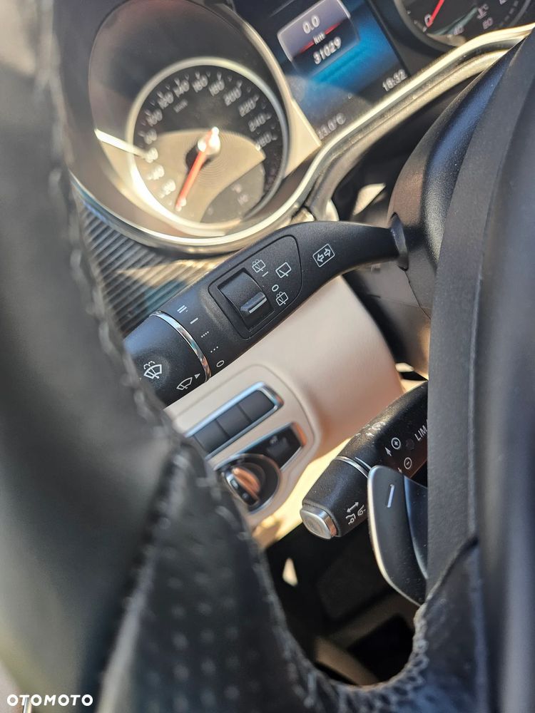 Mercedes-Benz Klasa V 300 d 4-Matic 9G-Tronic Exclusive (ekstra d³) - 22