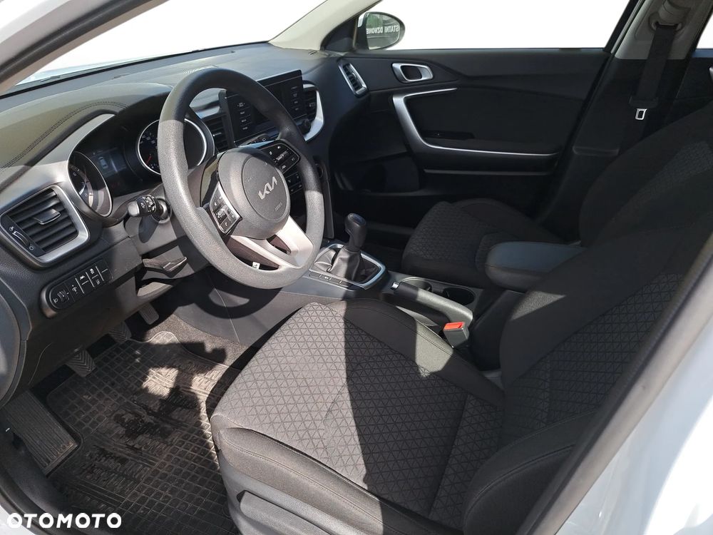 Kia Ceed 1.0 T-GDI M - 12