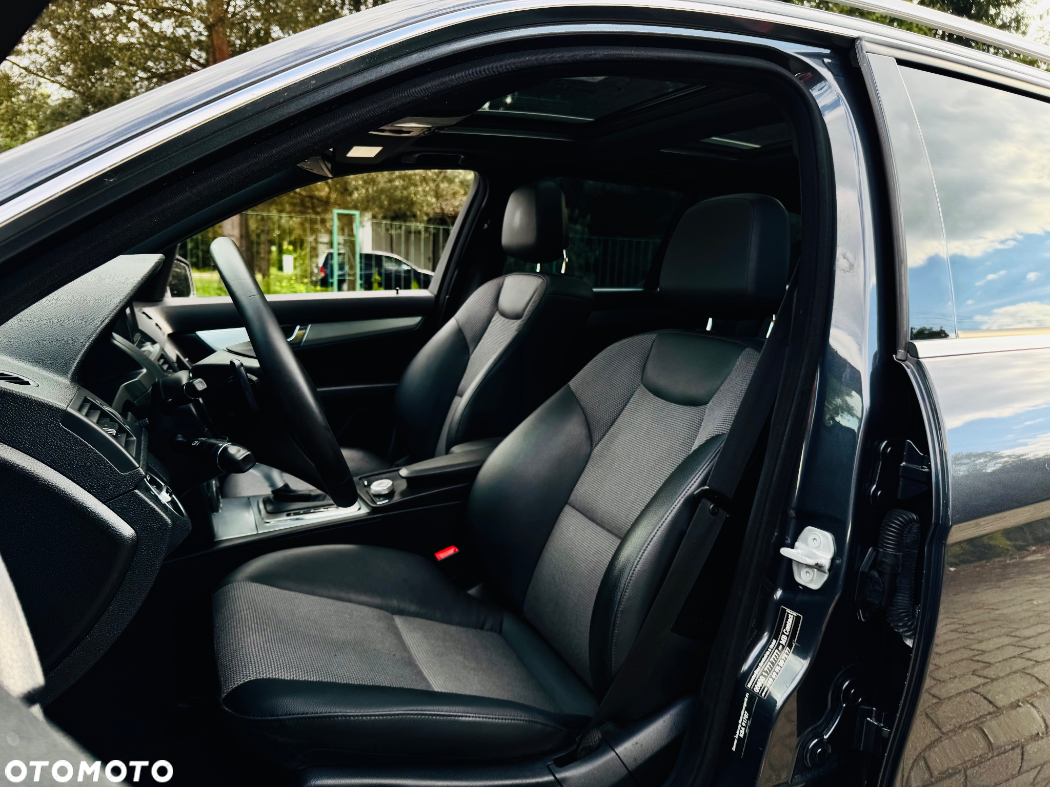 Mercedes-Benz Klasa C 220 (BlueTEC) d T 7G-TRONIC AMG Line - 7